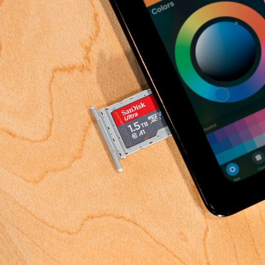 Eine der Neuheiten aus dem Hause Western Digital ist die SanDisk Ultra microSD, die 1,5 Terabyte an Daten fasst und bis zu 150 MB/s übertragen soll.(Bild:  Western Digital)