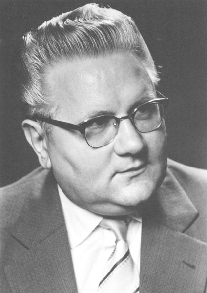 1945: Wilhelm und Marie Harting gründen die Firma „Wilhelm Harting Mechanische Werkstätten“ in Minden. (Harting)