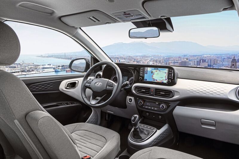 Der Innenraum wirkt modern und aufgeräumt. (Hyundai)