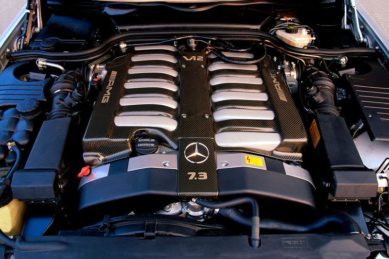 Der Motor der SL 73 AMG, ein 7,3-Liter-V12. (Bild: Daimler)