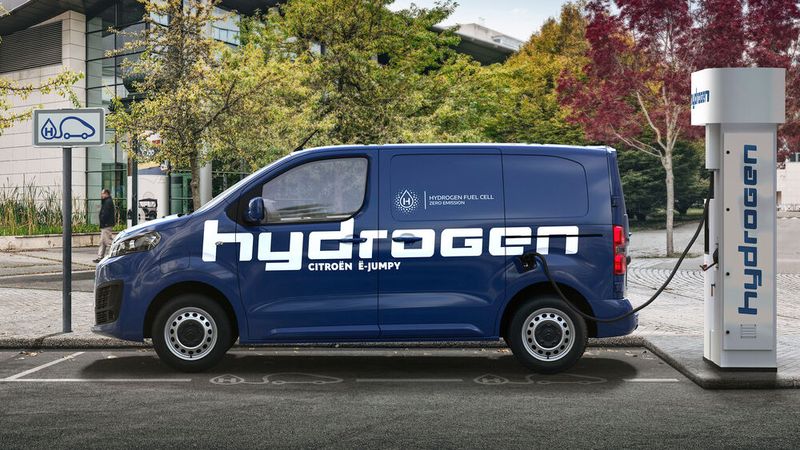 Den 1-Tonner-Trapo Jumpy gibt es alternativ auch mit Brennstoffzellen-/Wasserstoff-Antrieb. (Bild: Astuce Productions/Citroën)
