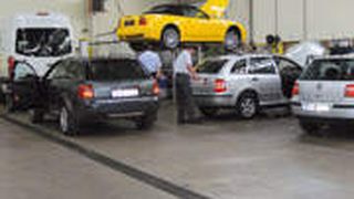 Der Volkswagenhändler Auto Köhler aus Mainburg erreichte den 6. Platz beim Service Award.  (Foto: Minack)