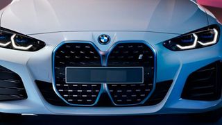 Jetzt ist es raus! Das Rennen um die geringsten Verluste in Sachen Automobilverkäufe 2024 hat BMW gemacht. Mercedes-Benz steht nicht ganz so gut da. Audi dagegen hechelt den Konkurrenten im Premiumsektor derzeit mit größer werdendem Abstand hinterher ... (Bild: BMW)