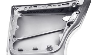 Die Türen des Porsche Panamera bestehen aus einem Aluminium-Gussrahmen mit darauf ge-schweißten Aluminium-Blechen. (Bild: Fronius)