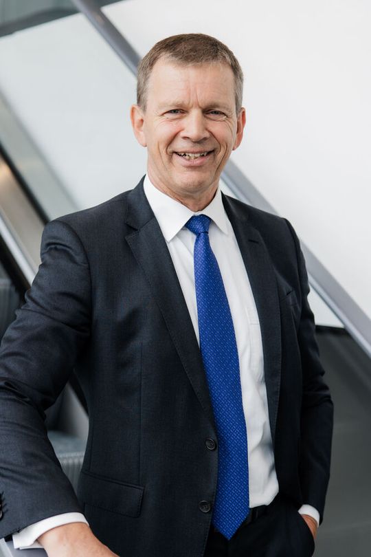 Zum 01. Juli 2026 übernahm Olaf Böckers die Aufgaben als CFO und Mitglied der Geschäftsführung der Grob-Gruppe.(Bild:  Grob-Werke GmbH & Co. KG)