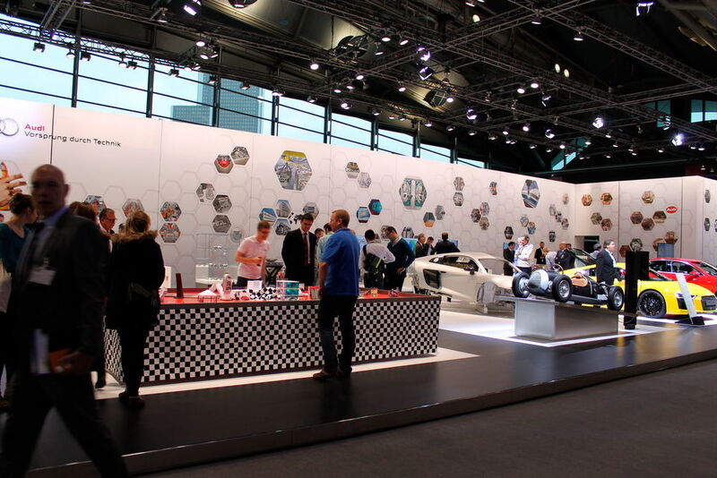It is showtime in Frankfurt. Formnext covers 14,000 m² of exhibition space, and 233 exhibitors (48% come from outside Germany) are showcasing innovative products and new developments this week. (Source: Schulz)