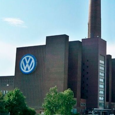 Von der juristischen Schippe gesprungen ist VW im Rahmen einer Klage wegen Datenschutzverstößen im Zusammenhang mit dem Dieselskandal. Angeblich aus Überlastungsgründen habe der Staatsanwalt vergessen, das entsprechende Dokument zu unterschreiben ... (Bild: Volkswagen)