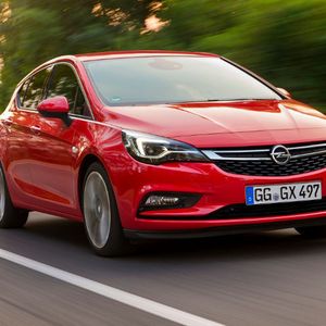 Schnittig und fließend zeigt der neue Wurf wie Aerodynamik sogar im Stand lebendig ausschauen kann.