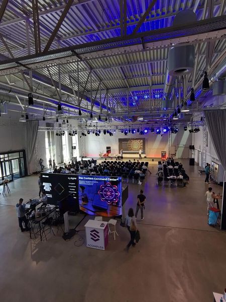 Impressionen von der CMCX 2022 (Bild: marconomy)