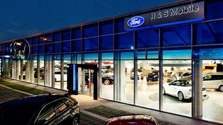 R&S Mobile betriebt in Köln seit März einen Ford-Store. (R&S Mobile)
