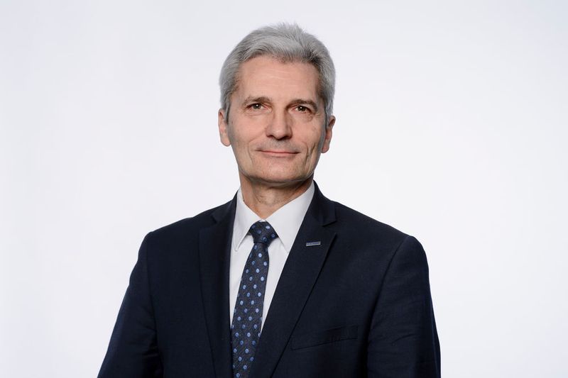 Der Geschäftsführer von Panasonic Industry Europe, Johannes Spatz, sagt: „Vermutlich sehen wir in den nächsten zehn Jahren mehr Innovationen als in den letzten hundert Jahren zusammen.“ (Panasonic / blende11_Fotografen)