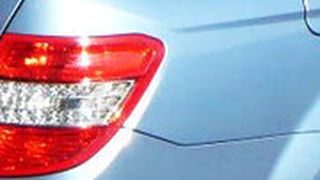 Mercedes-Lackierung „Indigolithblau Metallic“ (Foto: kfz-betrieb)