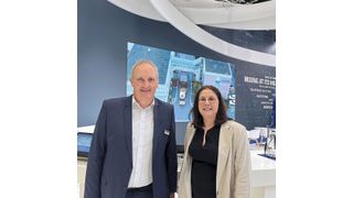 Bernd Nienhaus, Business Development Manager bei Ekato und PROCESS-Redakteurin, Doris Popp. (Bild: Ekato, PROCESS)