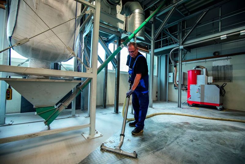 Im Fokus der Powtech-Präsentation: Große Absauganlagen für den Einsatz in der Schüttgutverarbeitung. (Bild: Ruwac Industriesauger GmbH)