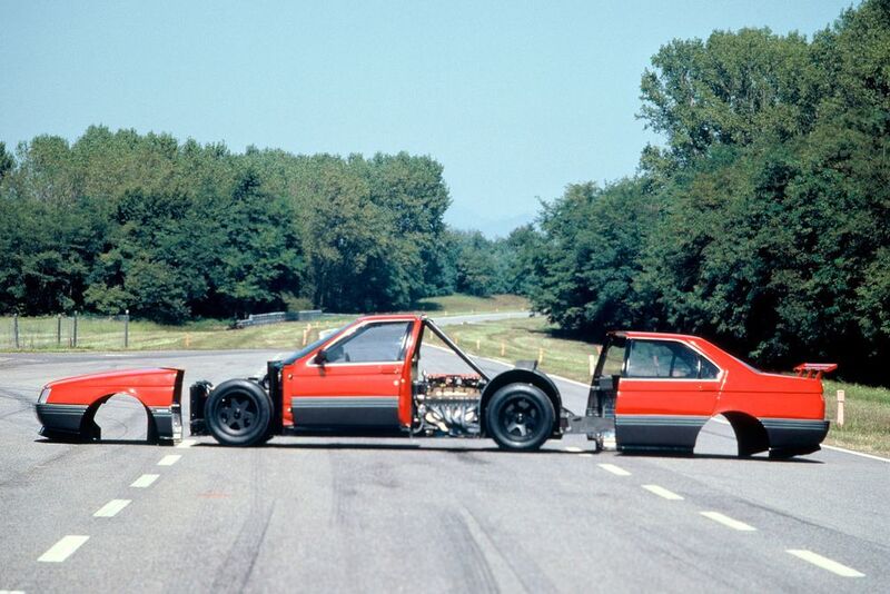 Der 164 war eine sportive Limousine, deren Dieselvariante 164 TD es auf 200 km/h brachte und damit schnellster Selbstzünder der Welt war ...  (Alfa Romeo)