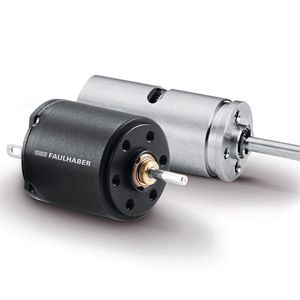 Bild 3: Edelmetallkommutierte DC-Kleinstmotoren sind die treibende Kraft im Kameraschwenkarm.(Bild:  Faulhaber)