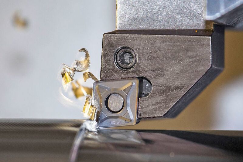 Le brise-copeaux négatif NRM est destiné au tournage d'ébauche et de semi-ébauche dans l'acier inoxydable et l'acier faiblement allié. (Dormer Pramet)