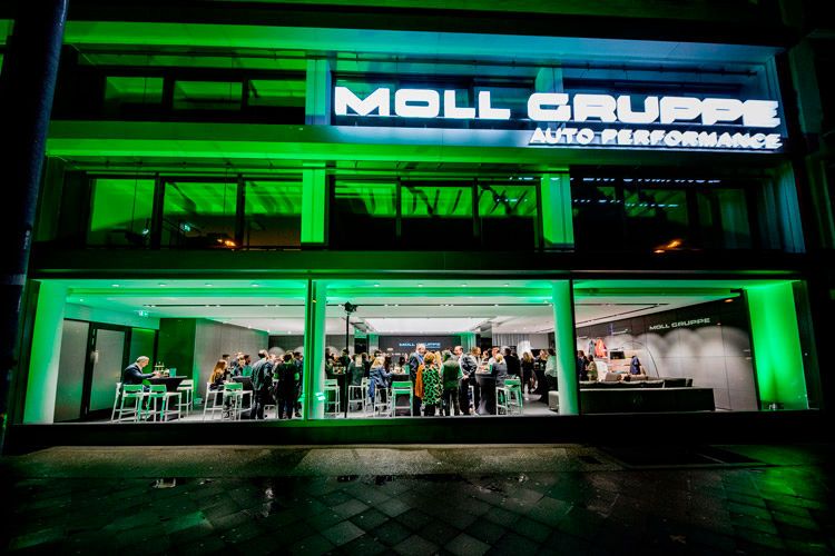 Der neue Flag-Ship-Store befindet sich auf der Shopping-Meile Berliner Allee. (Fotos: Thomé)