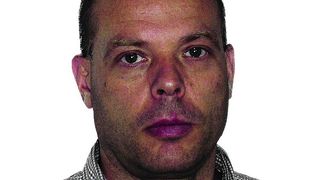 Peter Kronenberg, Geschäftsführer des Sondermaschinenbauers P + K: „Die geschlossenen Nuten verhindern, dass sich Schmutz ablagert und Funktionen der Maschine beeinträchtigt.“ Bild: P + K (Archiv: Vogel Business Media)