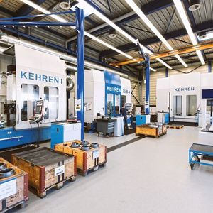 Die Monstein Processing AG verfügt u. a. über vier Kehren-Schleifmaschinen und ist dadurch extrem flexibel bei Auftragseingängen und absolut termintreu. 