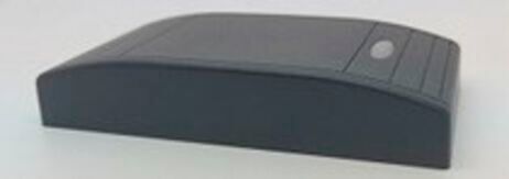 Der Mifare-RFID-Zutrittskontroll-Leser783-52, den die AceProx Identifikationssysteme GmbH auf der embedded world 2020 vorstellt, eignet sich für viele OEM-Anwendungen. Er unterstützt RFID-Transponder wie UID und ID der MIFARE-Familie nach ISO 14443A sowie NFC ID. Das Gerät vereinigt kompakte Abmessungen und große Leseentfernung (bis zu 5 cm). Im Lieferumfang enthalten ist eine Distanzplatte zur Wandbefestigung auch auf Metalloberflächen. (Halle 3 / 3-323) (Bild: AceProx)