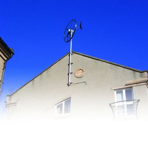 Die Halterung der SWIFT Turbine weist ein spezielles Befestigungssystem auf, das Schwingungsübertragungen auf Gebäude minimiert.