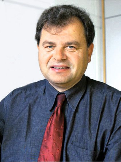 Prof. Leslaw Mleczko, Bayer Technology Services: “In order to develop new catalysts, we try to understand how a catalyst works.”  (Picture: BTS)