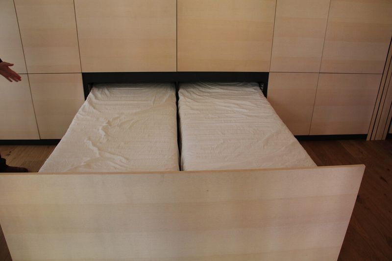 ... dem Schrank herausgefahren werden. (Bild: Schäfer)
