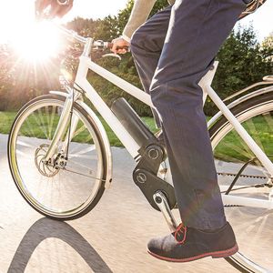 Mit dem Relo-Steckantrieb entscheidet der Fahrer selbst, wie er fahren möchte: Mit der Zusatzpower eines 250-W-Mittelmotors oder ohne Antrieb – für ein pures Radfahrerlebnis.