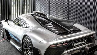 Der AMG Project One stellt die Entwickler vor große Herausforderungen. Seine Auslieferung verzögert sich wohl um zwei Jahre. (Daimler)