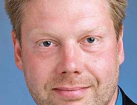 Volker Thomassen, Produktmarketing-Manager bei Almig Kompressoren: „Wenn der Kunde das Gesamtsystem betrachtet, ist er gewillt, einen ‚höheren Preis’ für ein energetisch günstigeres Produkt auszugeben.“ Bild: Almig (Archiv: Vogel Business Media)