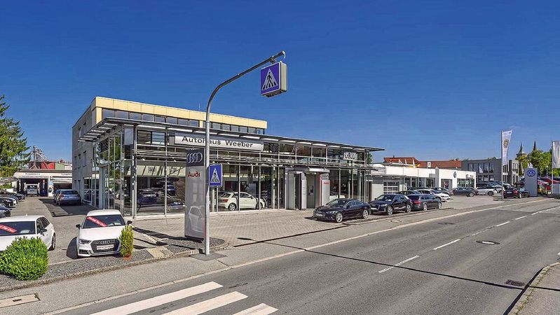 Am Standort Weil der Stadt verkauft das Autohaus Weeber Fahrzeuge der Marken Volkswagen, Audi, Seat und Skoda.(Bild:  Oswald-Fotodesign)