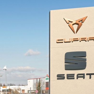 Cupra hat Seat im Jahr 2025 endgültig überflügelt. Weltweit und insbesondere in Deutschland liegen die steigenden Cupra-Verkaufszahlen deutlich über den Seat-Ergebnissen. (Bild: Motor-Nützel-Gruppe)