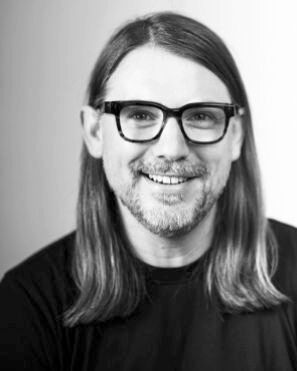 „Regulatorische Reife ist keine Eigenschaft, die ein Start-up erst mit der CE-Zertifizierung erreicht. Sie entwickelt sich über den gesamten Weg vom Produktkonzept bis zum Markteintritt und darüber hinaus“, sagt Malte Knowles Schmidt, Global Portfolio Manager Medical Device Software, AI and Cybersecurity bei TÜV SÜD.(Bild:  TÜV SÜD)