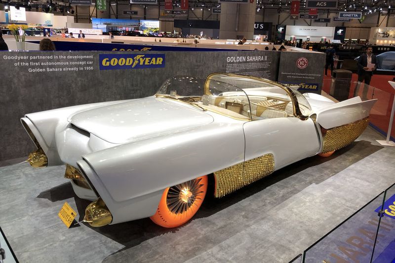 Golden Sahara II heißt dieses „Auto“ von Goodyear. Es soll sogar autonom fahren können. (Seyerlein/»kfz-betrieb«)