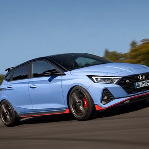 Im Frühjahr 2021 erweitert Hyundai seine jüngst neu gestartete Kleinwagenbaureihe.(Bild:  Hyundai)