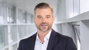 Martin Resch, Director Leapmotor Deutschland, setzt bei der Präsentation der Modelle im Schauraum auf die Kreativität seiner Partner.  (Bild: Stellantis)