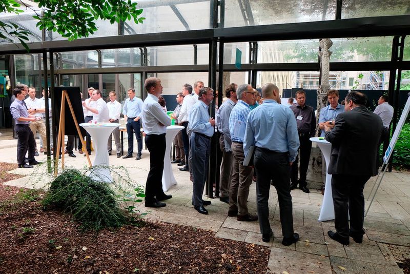 Rege Beteiligung an den drei Worlscafés (Bild: Schreier)