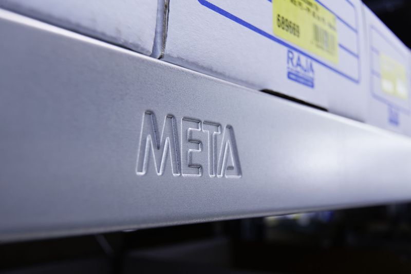Blumenbecker vertreibt die Regalanlagen von Meta. Insofern sind die neuen Anlagen optimale Referenzobjekte für das Wiederverkaufsgeschäft. (Bild: Meta)