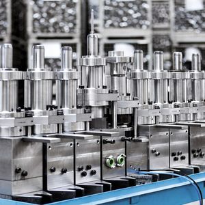 Bild 1: Die Hydroformingstufe ist im Stufenumform-Werkzeugsatz integriert.