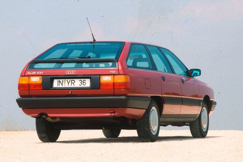 Bis in die 80er-Jahre hinein litt der Diesel unter schwachen Fahrleistungen, während der Verbrauchsvorteil im Vergleich zum Ottomotor wohl spürbar, aber nicht dramatisch war. Das änderte sich schlagartig mit den Turbodiesel-Direkteinspritzern, wie im Audi 100 TDI. (Audi)