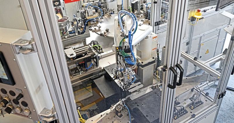 Montagezellen wie diese lassen sich mit Turcks Safe-Link-Modulen effizient und zuverlässig absichern. (Bild: Turck)