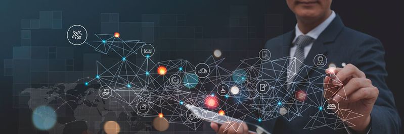 Intelligente Datenarchitekturen vernetzen operative Logistiksysteme mit ESG-Reporting und schaffen so die Grundlage für regulatorische Compliance.(Bild: ©  tippapatt - stock.adobe.com)