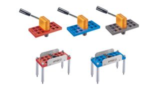 Farbige Grundplatten optimieren nun Hascos Multikupplungssystem so, dass man Temperiersysteme fehlerfrei anschließen kann. Die Temperaturbeständigkeit der Multikupplungen konnte außerdem auf 180 °C bei Wasser als Medium erhöht werden. (Bild: Hasco)