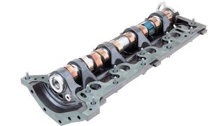 Das Kunstoff-Modul für die Nockenwelle ist leichter als die Alu-Alternative. (Bild: Fraunhofer-Institut für Chemische Technologie)
