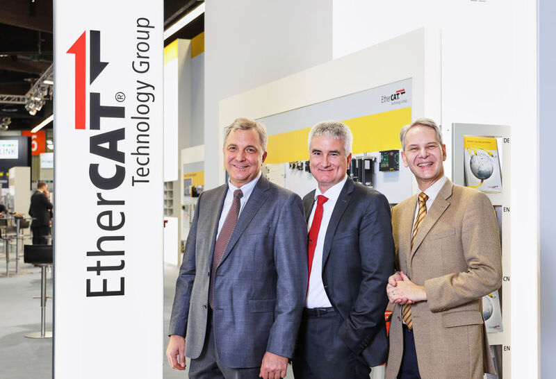 Dmitry Dzilno (links) ist neu im Vorstand der Ethercat Technology Group. Mit ihm im Vorstand: Martin Rostan (Beckhoff Automation, Mitte) und Dr. Peter Heidrich (Hochschule Pforzheim, links). (Ethercat)