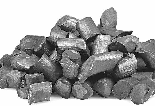 Um den Mobilitätsumschwung zu schaffen, braucht es Rohstoffe. Der Bezug aus dem Ausland hat Tücken. Das macht europäische Rohstofflagerstätten jetzt attraktiv. Darunter auch deutsches Kupfer aus der Lausitz, oder Lithium (Bild) aus der Region Zinnwald.(Bild:  Reg. Zinnwald)