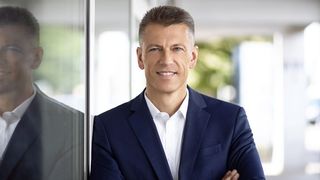 Dr. Michael Grün, CEO der Weylchem Group of Companies: „Mit der Kombination aus umfassendem Technologie- und Produktportfolio, hoher Flexibilität und der Fähigkeit, auch sehr große Mengen zu produzieren, ergänzt Organica die Weylchem Group ideal.“ (Bild: Weylchem)