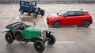 Kleine mit großen Erfolgen – der Opel Laubfrosch von 1924 ist der Urahn des modernen Opel Corsa. (Bild: Opel)