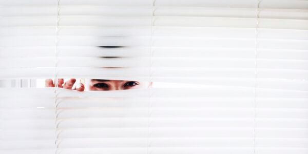 Überwachung am Arbeitsplatz führt zu unmotivierten Mitarbeitern, stellt eine wissenschaftliche Studie fest.(Bild:  gemeinfrei / Pexels)